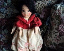 snow white oilcloth main view